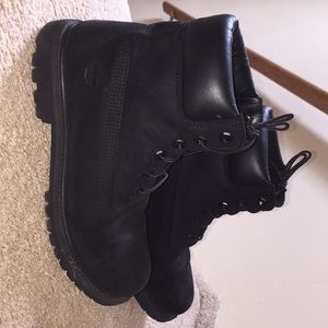 Black 6in premium Timberlands